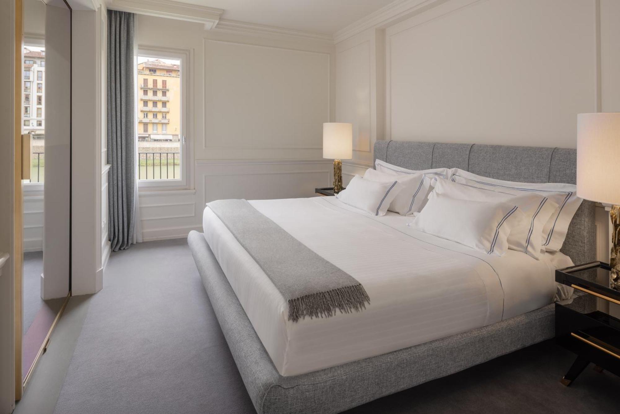 Lungarno Luxury Apartments - By Lungarno Collection Флоренция Экстерьер фото